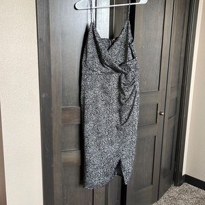 Abercrombie Ruched midi dress